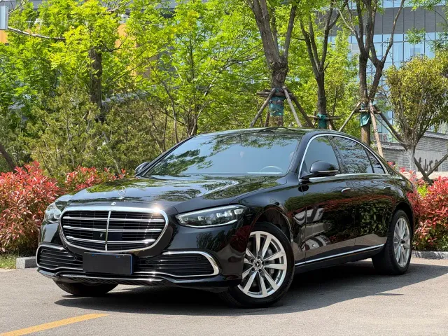 Mercedes-Benz S-Class — Фото автомобиля 3