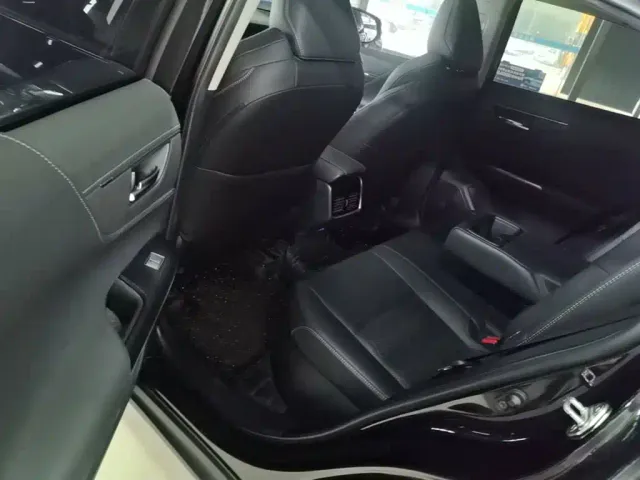Toyota Venza — Фото автомобиля 16