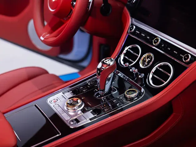 Bentley Continental — Фото автомобиля 8