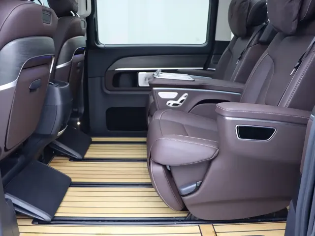 Mercedes-Benz V-Class — Фото автомобиля 15
