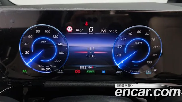 Mercedes-Benz EQA H243 — Фото автомобиля 8