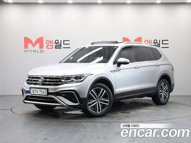 Фотография автомобиля — Volkswagen Tiguan