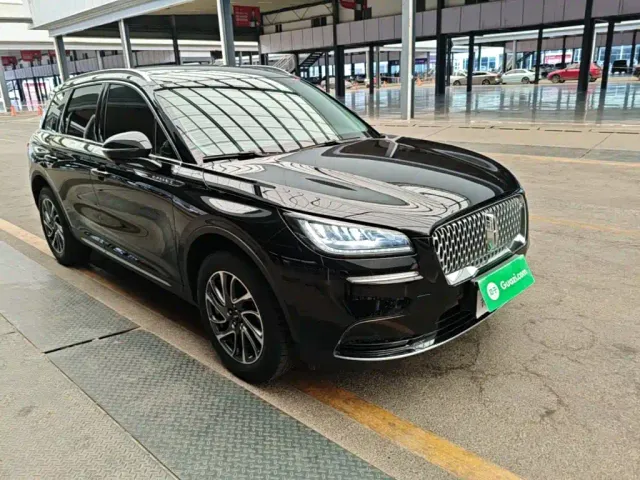 Lincoln Adventurer 2022 2.0T 2WD Deluxe Edition — Фото автомобиля 3