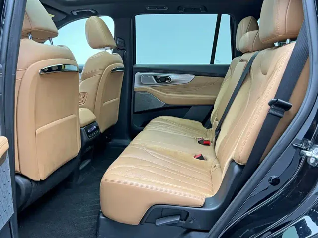GAC Trumpchi ES9 — Фото автомобиля 16