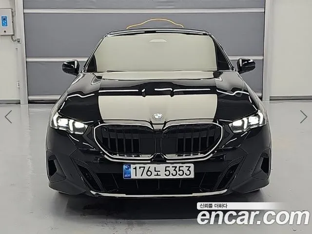 Фотография автомобиля — BMW 5 Series G60