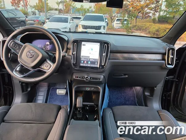 Volvo C40 Recharge — Фото автомобиля 17