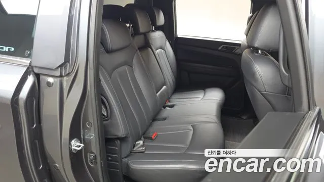 KG_Mobility_Ssangyong Rexton Новый Rexton Sport Khan Дизель 2.2 4WD — Фото автомобиля 11