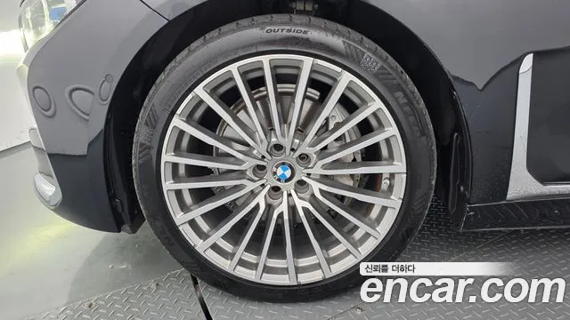 BMW 7 Series — Фото автомобиля 5