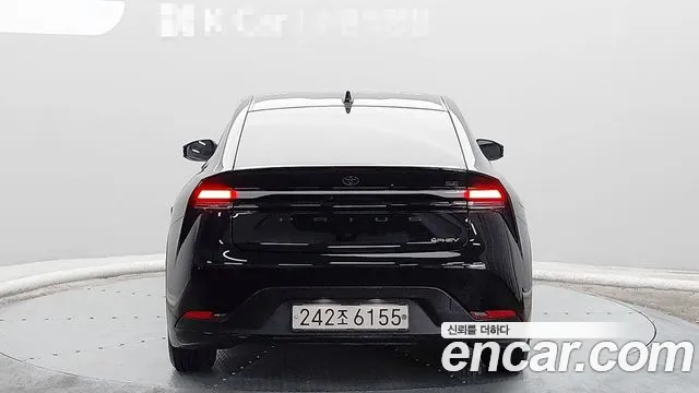 Toyota Prius 5th Gen — Фото автомобиля 4