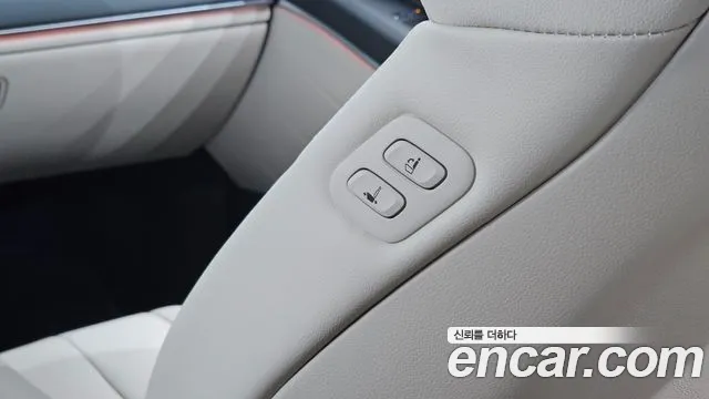 Genesis GV80 2.5T Бензин AWD — Фото автомобиля 30