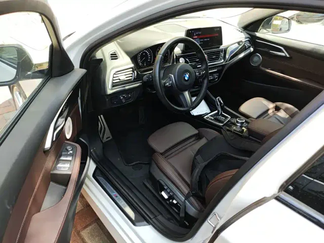 BMW 1 Series — Фото автомобиля 11