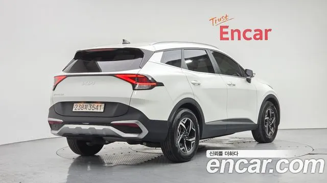 Kia Sportage Sportage 5-е поколение Дизель 2.0 2WD — Фото автомобиля 2