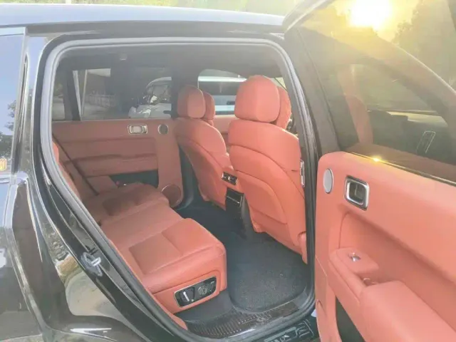 Li Auto L7 — Фото автомобиля 11