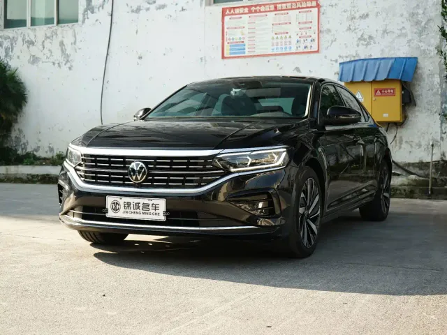 Фотография автомобиля — Volkswagen Passat