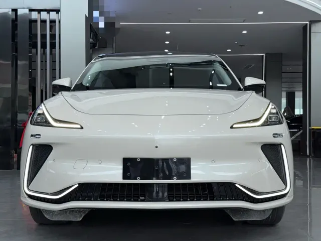 IM Motors LS7 — Фото автомобиля 2