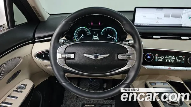 Genesis GV70 — Фото автомобиля 12