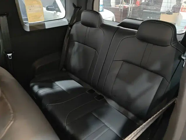 Baojun Yep — Фото автомобиля 16