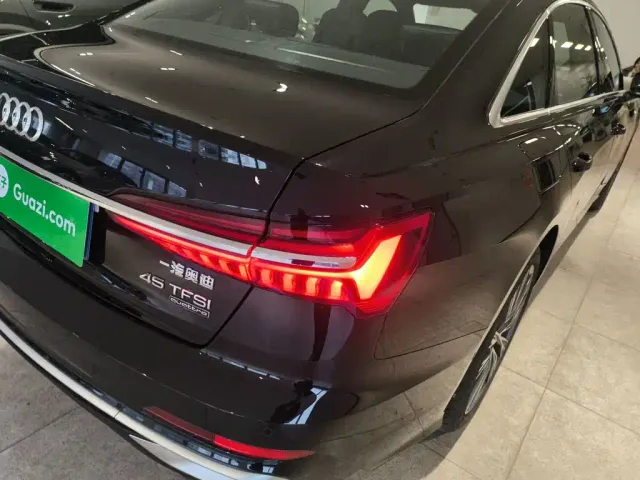 Audi A6L — Фото автомобиля 23