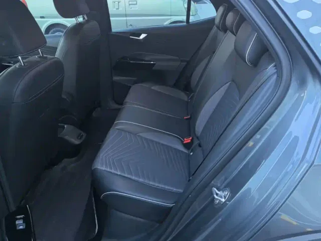 Volkswagen ID.3 — Фото автомобиля 16