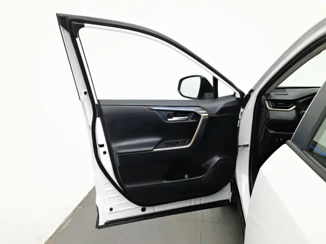 Toyota Wildlander — Фото автомобиля 8
