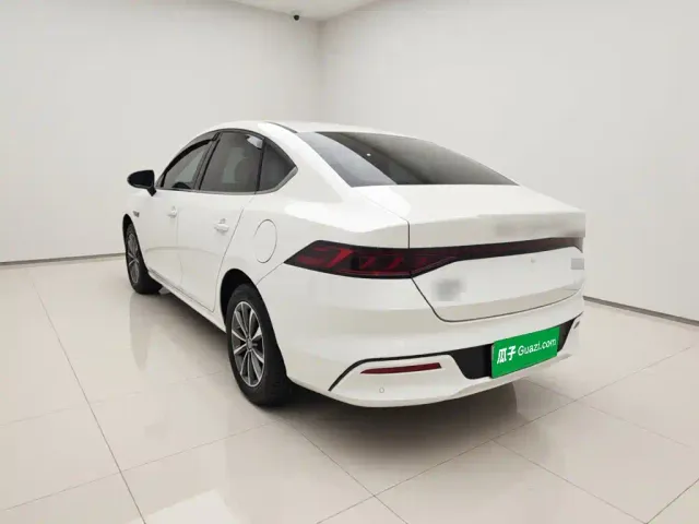 BYD Qin PLUS — Фото автомобиля 4