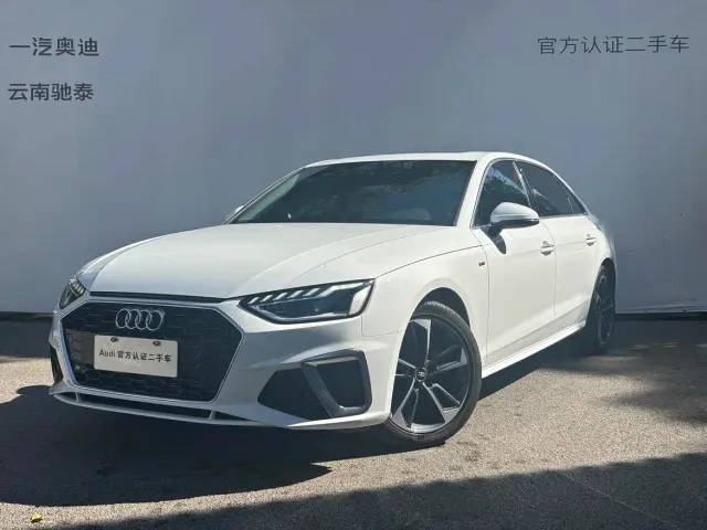 Фотография автомобиля — Audi A4L