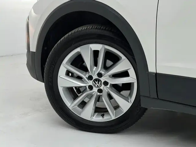 Volkswagen T-Cross — Фото автомобиля 16