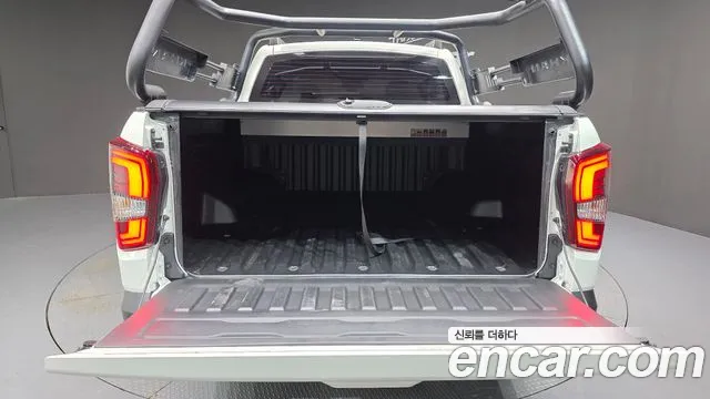 KG_Mobility_Ssangyong Rexton Новый Rexton Sport Khan Дизель 2.2 4WD — Фото автомобиля 20