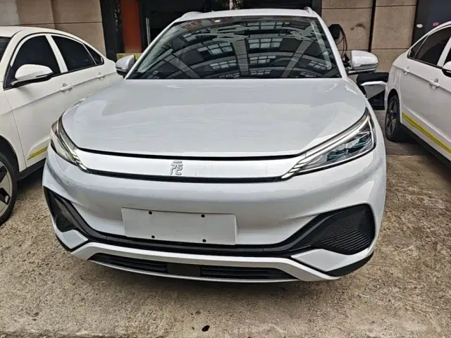BYD Yuan PLUS — Фото автомобиля 2