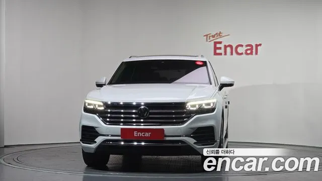 Volkswagen Touareg Touareg 3 поколение 3.0 TDI Prestige — Фото автомобиля 3