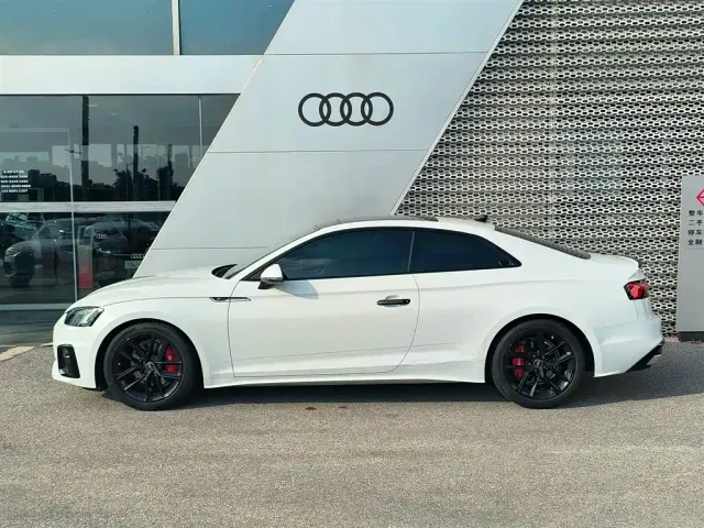 Audi A5 — Фото автомобиля 3