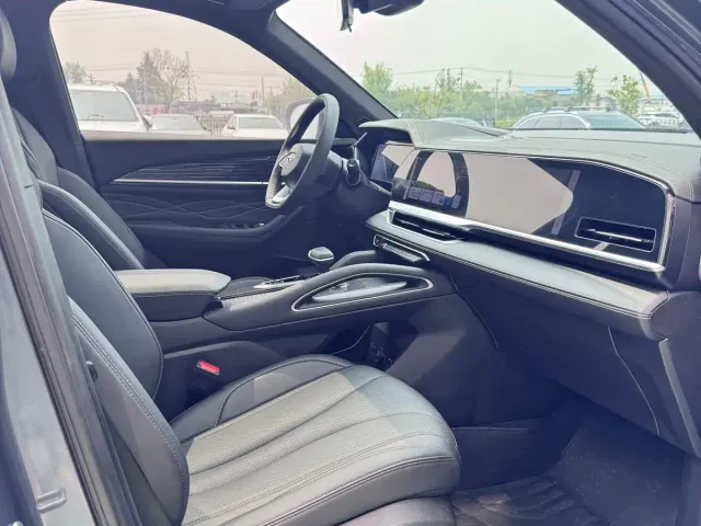 Geely Xingyue L — Фото автомобиля 10