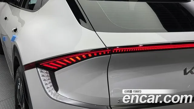 Kia EV6 — Фото автомобиля 19