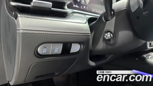 Genesis G90 Бензин 3.5 турбо AWD — Фото автомобиля 12