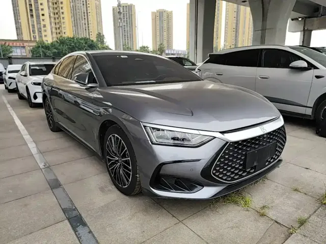 BYD Han — Фото автомобиля 21