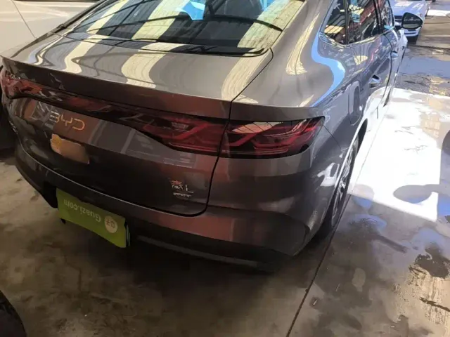 BYD Qin L — Фото автомобиля 7