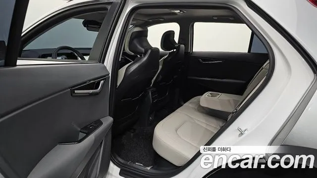 Kia Niro The All New — Фото автомобиля 18