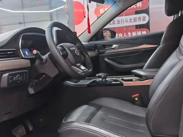 Jetour X70 — Фото автомобиля 10