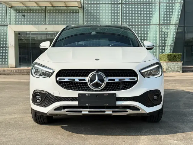 Mercedes-Benz GLA-Class — Фото автомобиля 2