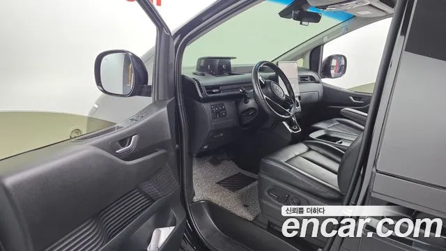 Hyundai Staria — Фото автомобиля 15