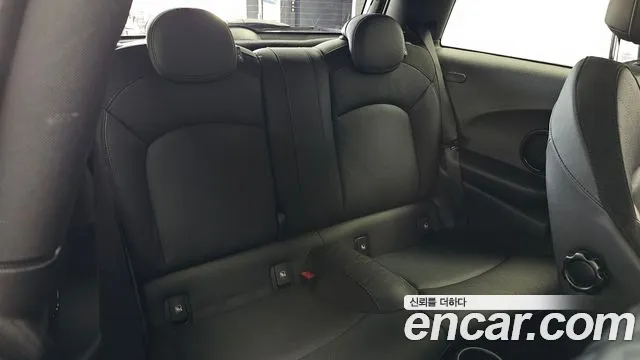MINI Cooper Cooper Electric — Фото автомобиля 12