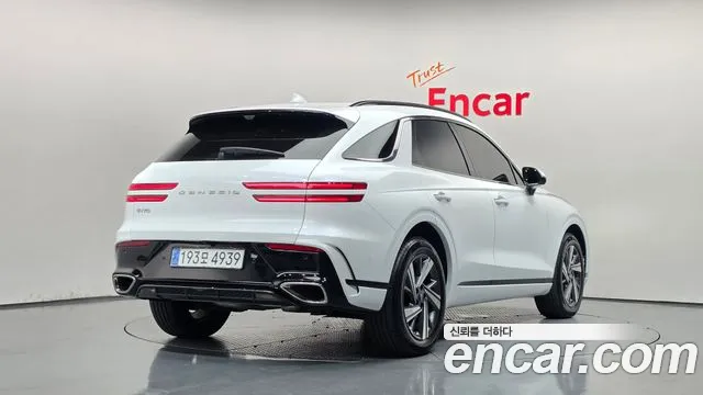 Genesis GV70 — Фото автомобиля 2