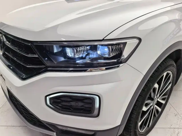 Volkswagen T-Roc — Фото автомобиля 7