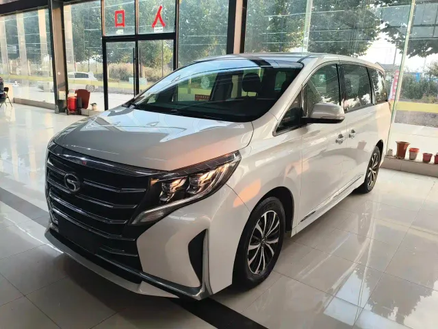 Фотография автомобиля — GAC Trumpchi M8