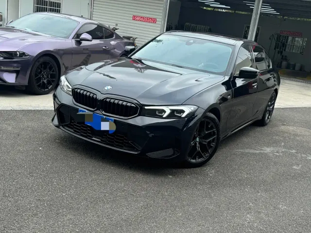 Фотография автомобиля — BMW 3 Series