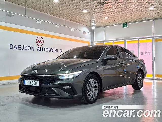 Фотография автомобиля — Hyundai Avante CN7