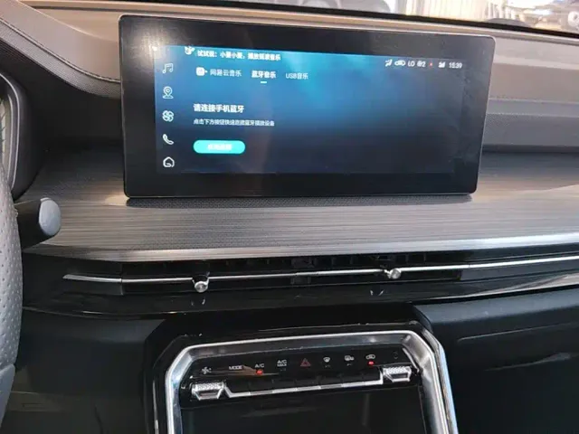 Wuling Asta — Фото автомобиля 12
