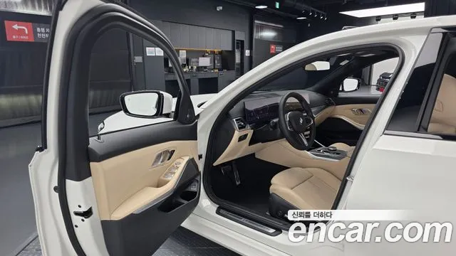 BMW 3-Series 3 серия (G20) 320i M Sport — Фото автомобиля 9