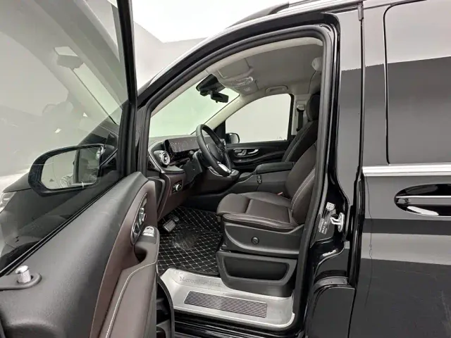 Mercedes-Benz V-Class — Фото автомобиля 9