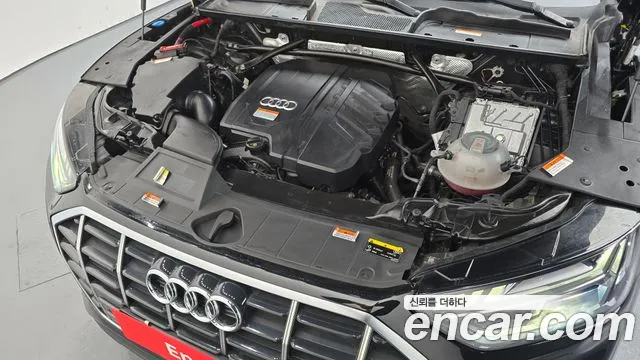 Audi Q5 FY — Фото автомобиля 9